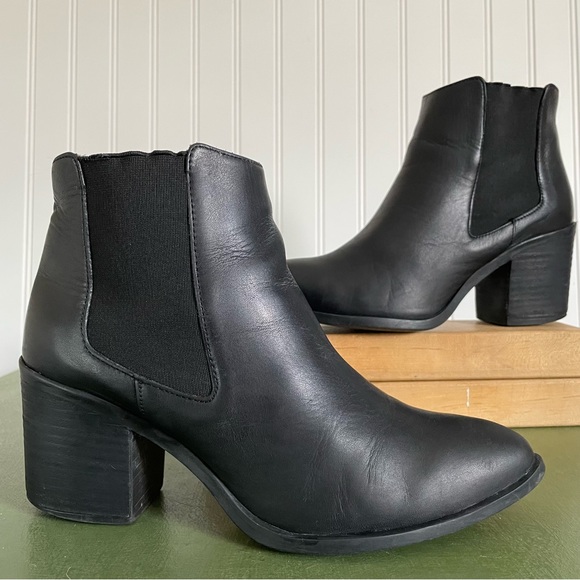 Nisolo Shoes Nisolo Commuter Heeled Chelsea Boots In Waterproof